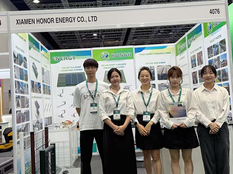 „Honor Energy Shines“ Malaizijos IGEM 2025 parodoje