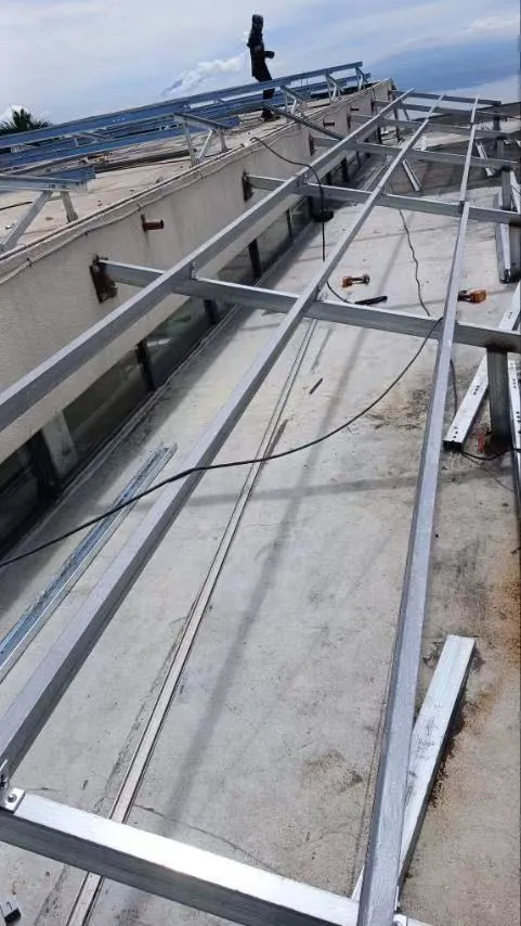 Filipinų stogo platinamas PV projektas sėkmingai užbaigtas