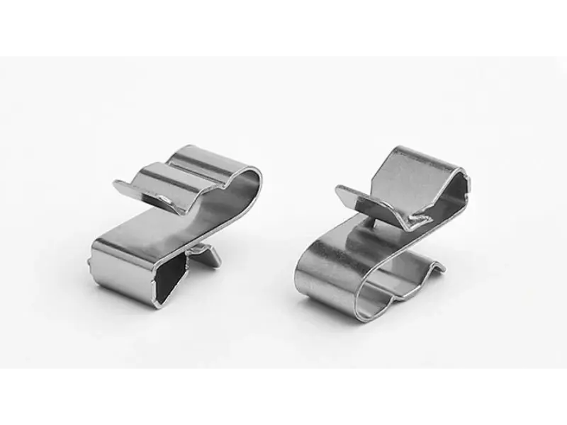 Saulės kabelio spaustukas