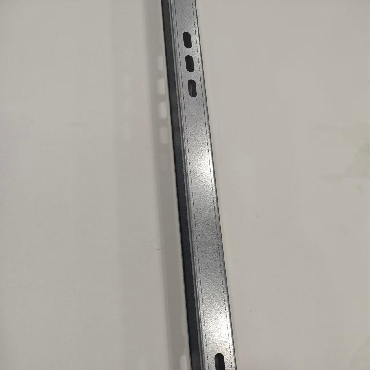 Plieniniai saulės C tipo bėgiai